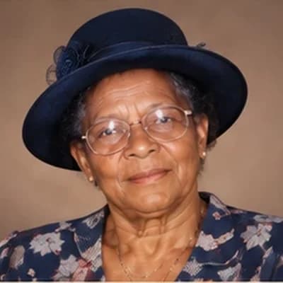 Mme Bernadette Yacinthe